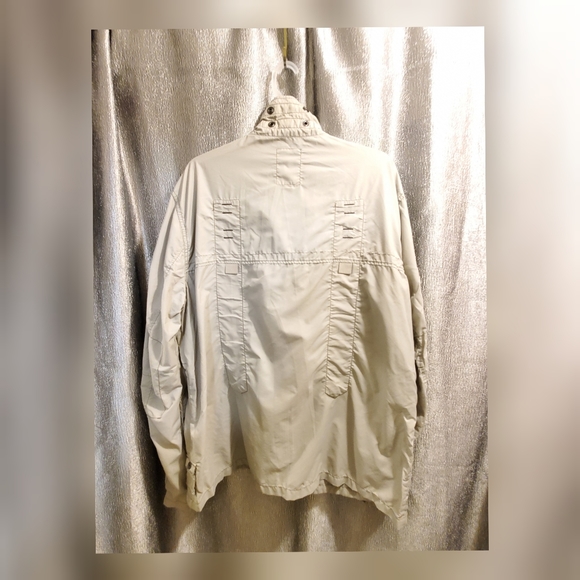 Jacket - Picture 2 of 9